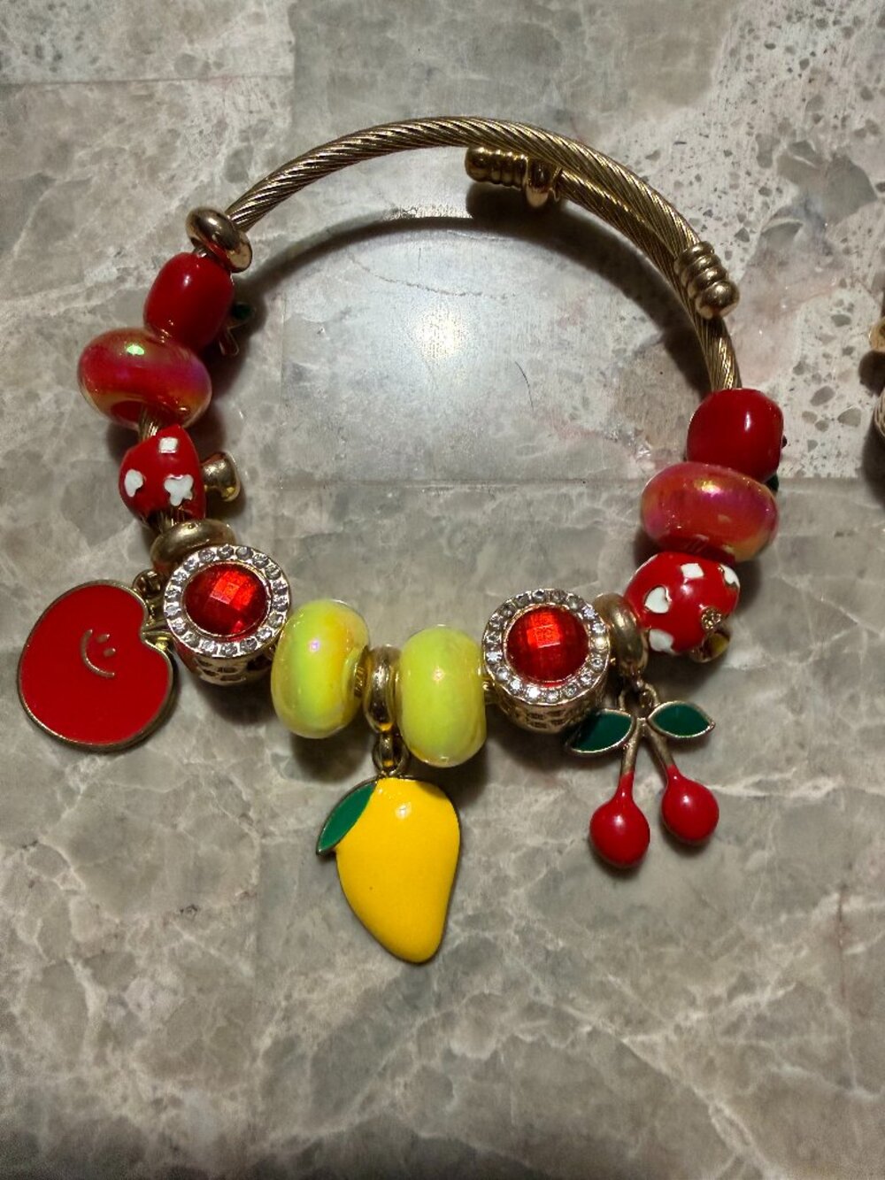 STUNNING FASHION CHARM BRACELETS-MULTIPLE AVAILABLE-SHIPS SAME DAY!